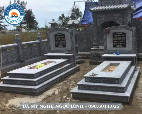 MỘ TAM CẤP