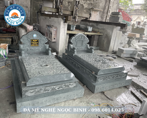 MỘ TAM CẤP