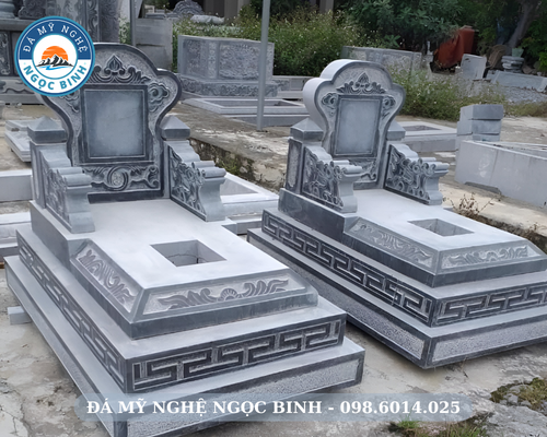 MỘ TAM CẤP